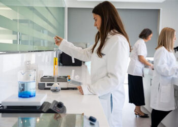 GNT expands Middle East operations with new application laboratory for plant-based EXBERRY® colors