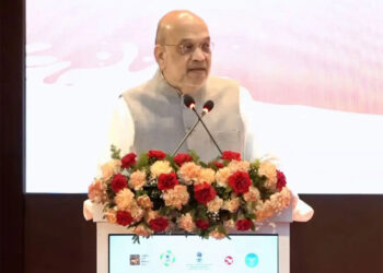 Amit Shah lays foundation of 10,000 litres per day dairy plant in Kargil